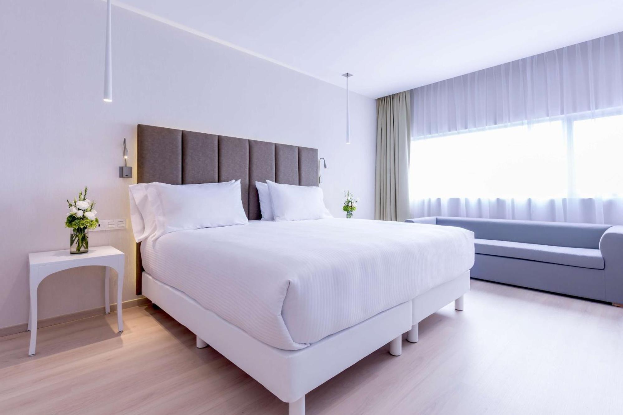 Nh Puebla Finsa Hotel Eksteriør billede