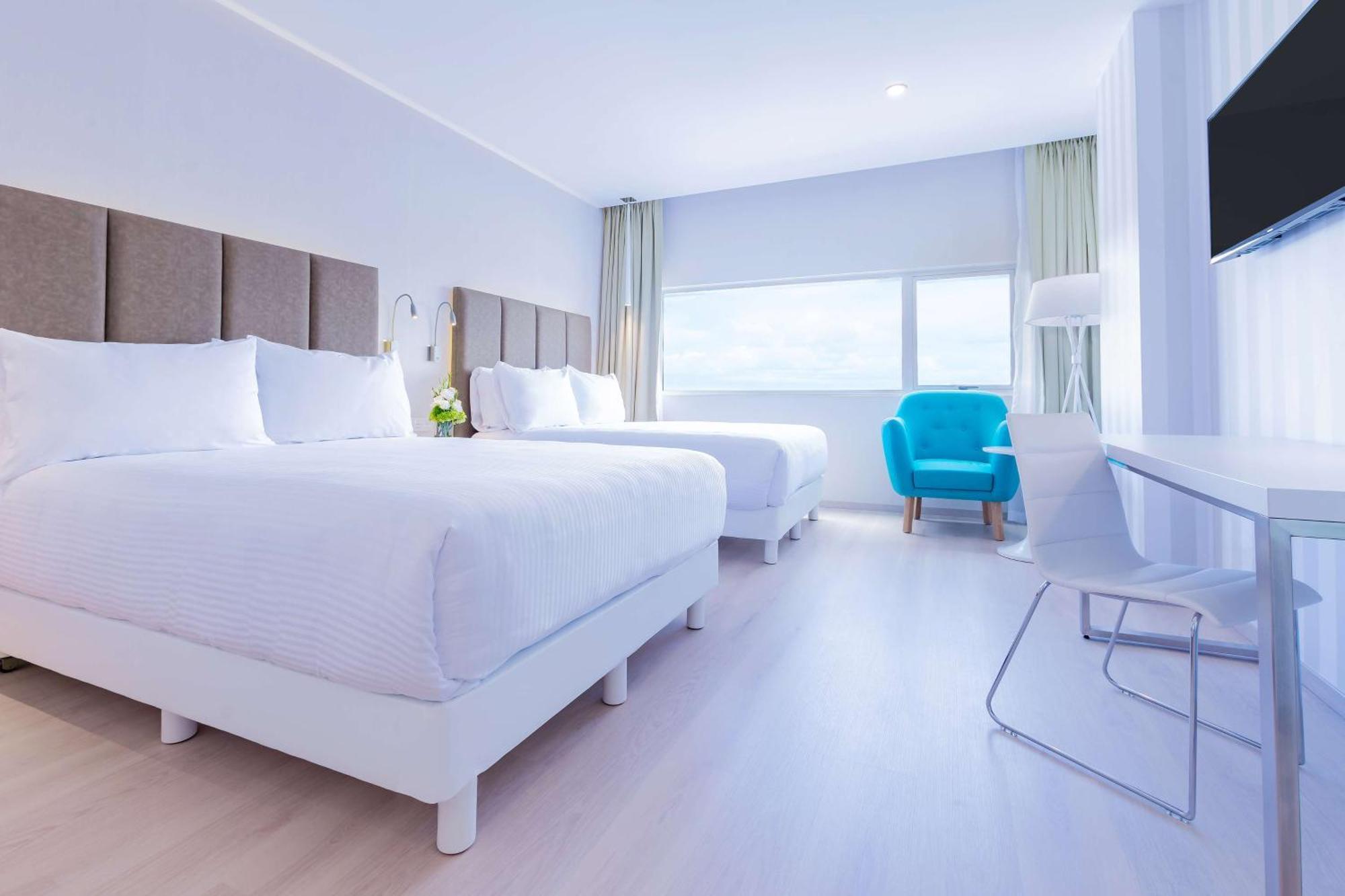 Nh Puebla Finsa Hotel Eksteriør billede